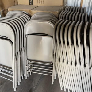 1 Table & 6 Chairs